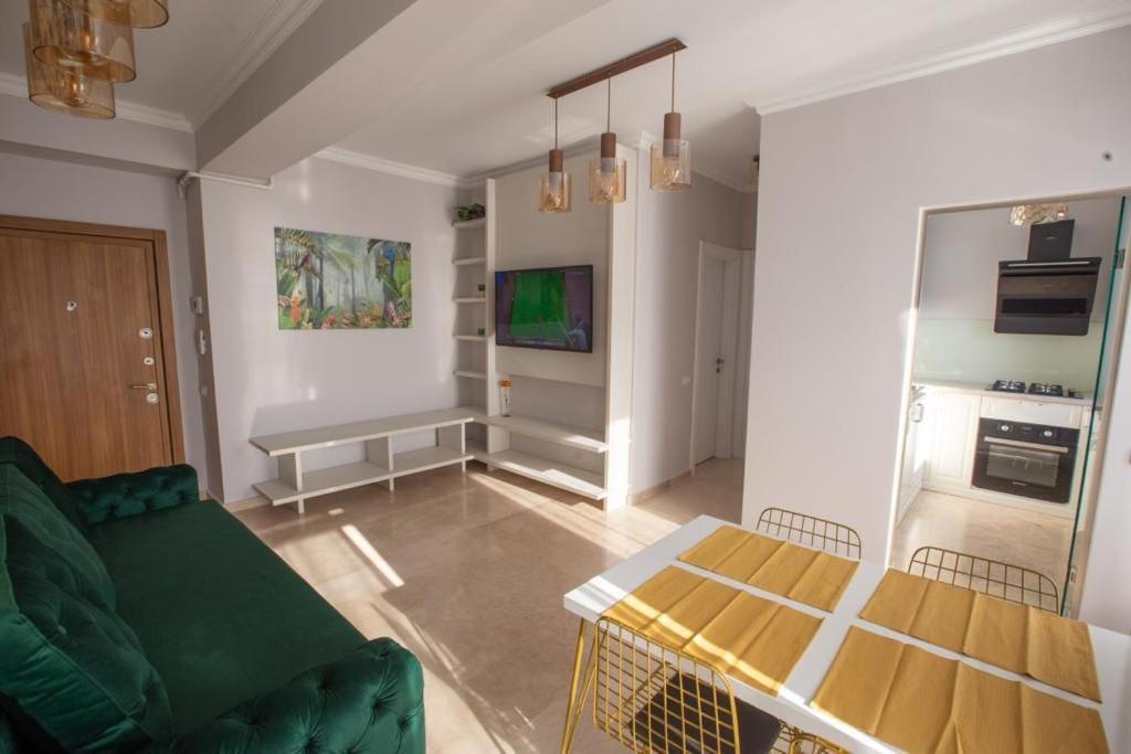 Apartament Andra Мамая Екстериор снимка