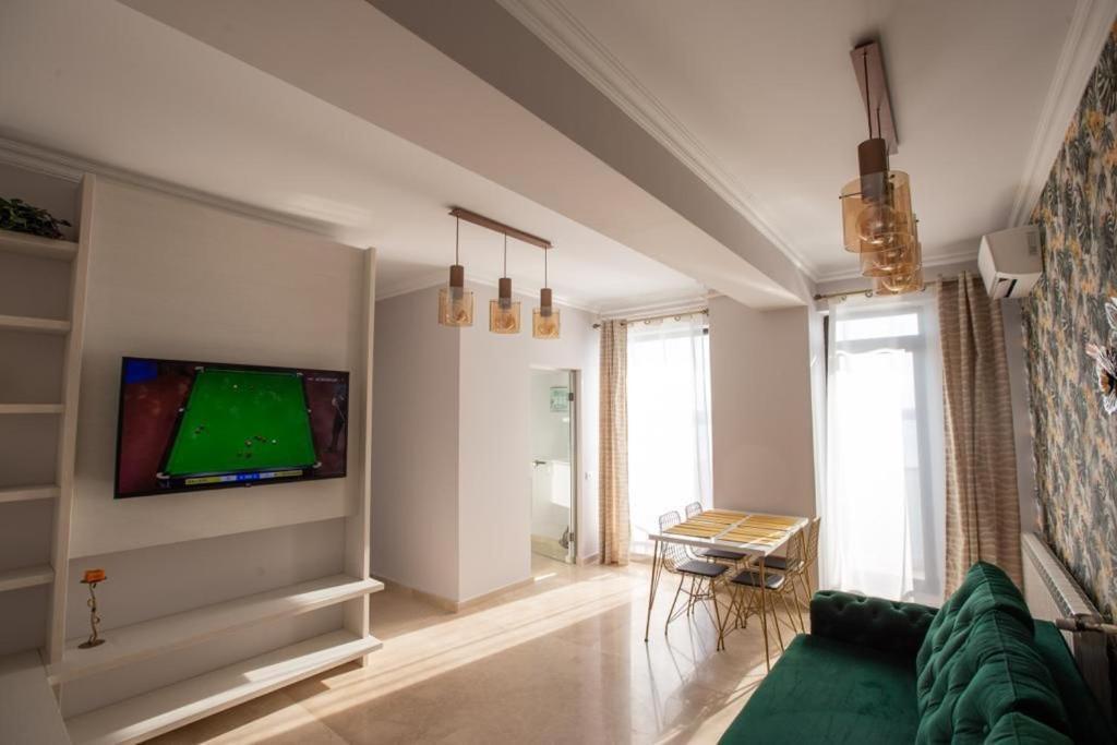 Apartament Andra Мамая Екстериор снимка